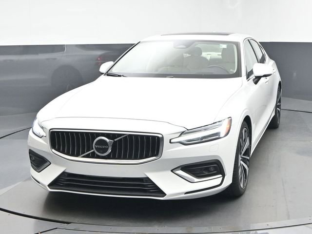 Used 2023 Volvo S60 B5 Ultimate w/ Climate Package image 3