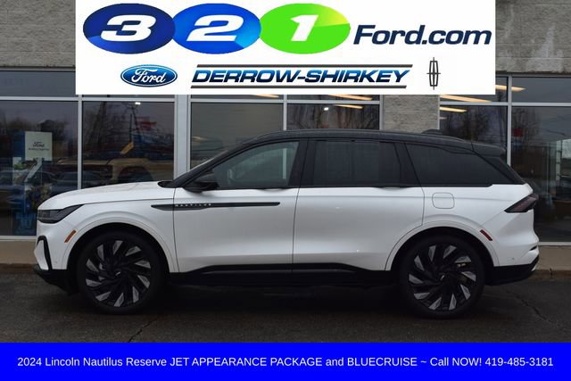 Used 2024 Lincoln Nautilus Reserve w/ Equipment Group 202A image 2