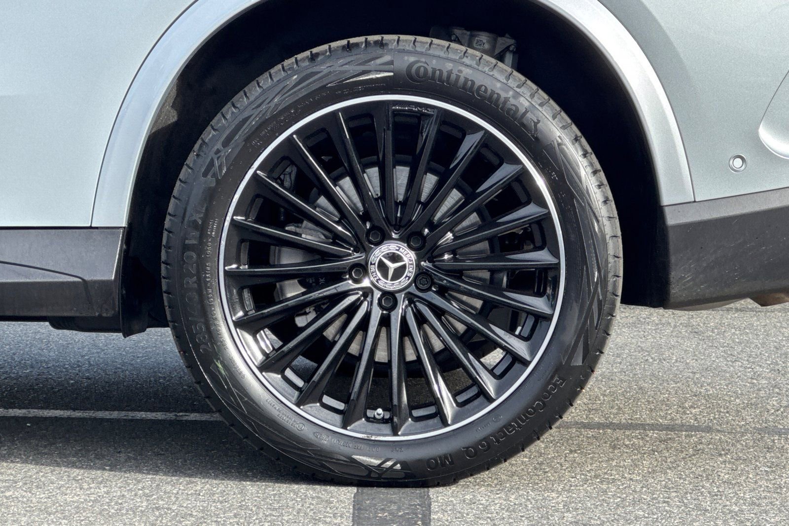 Certified 2025 Mercedes-Benz GLC 300 image 32