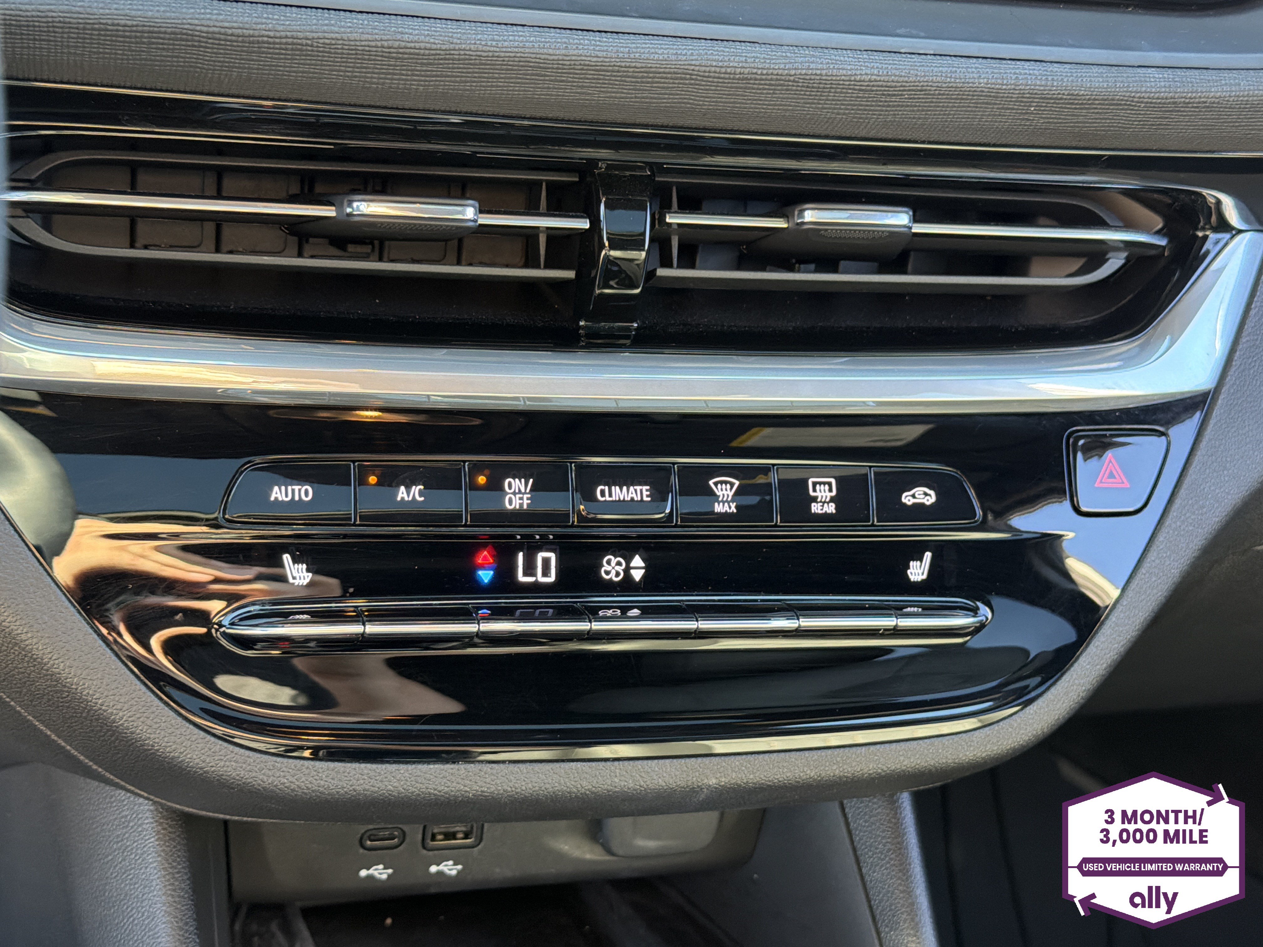 Used 2024 Buick Envista Avenir FWD image 23