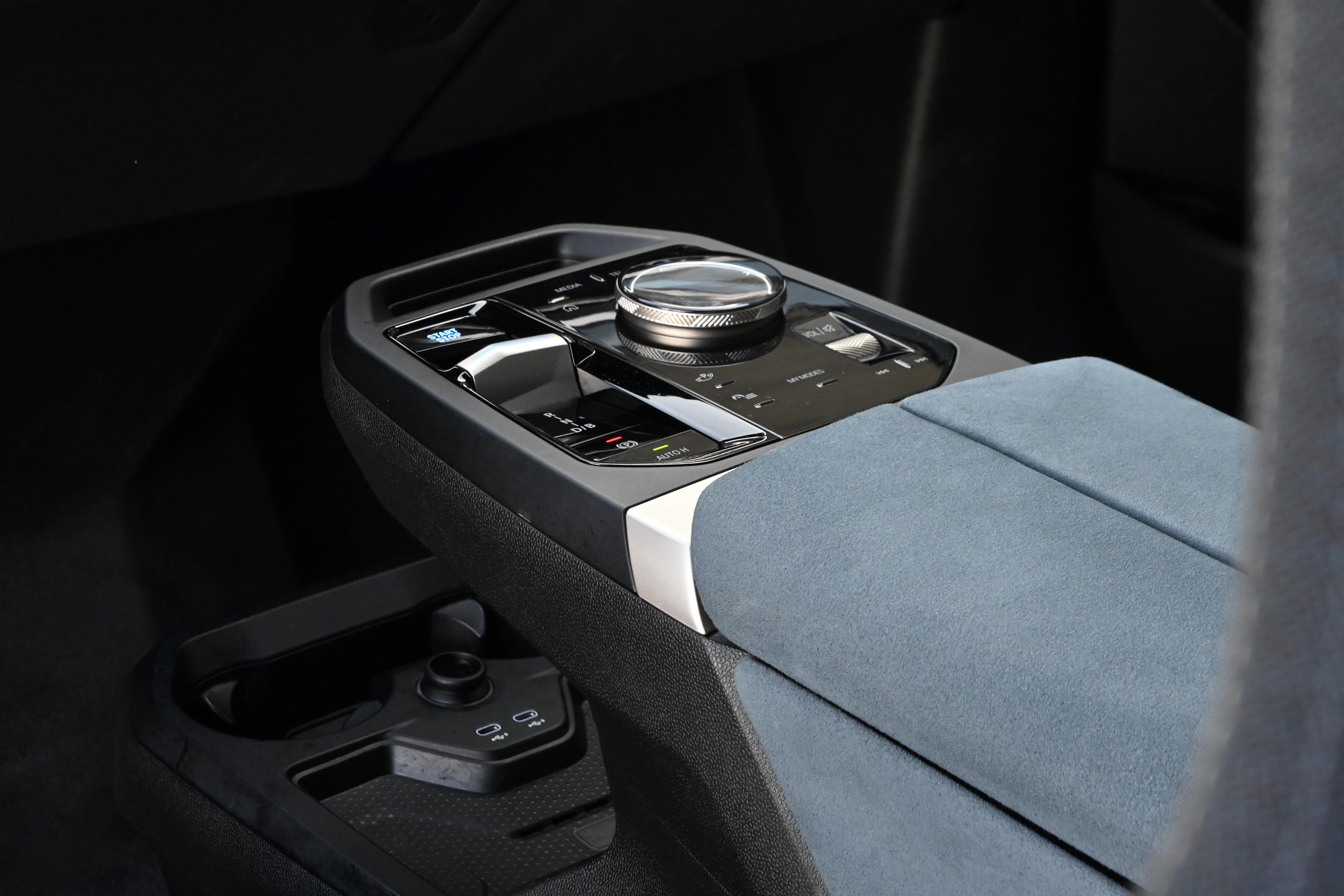 Certified 2024 BMW iX xDrive50 w/ Premium Package image 22