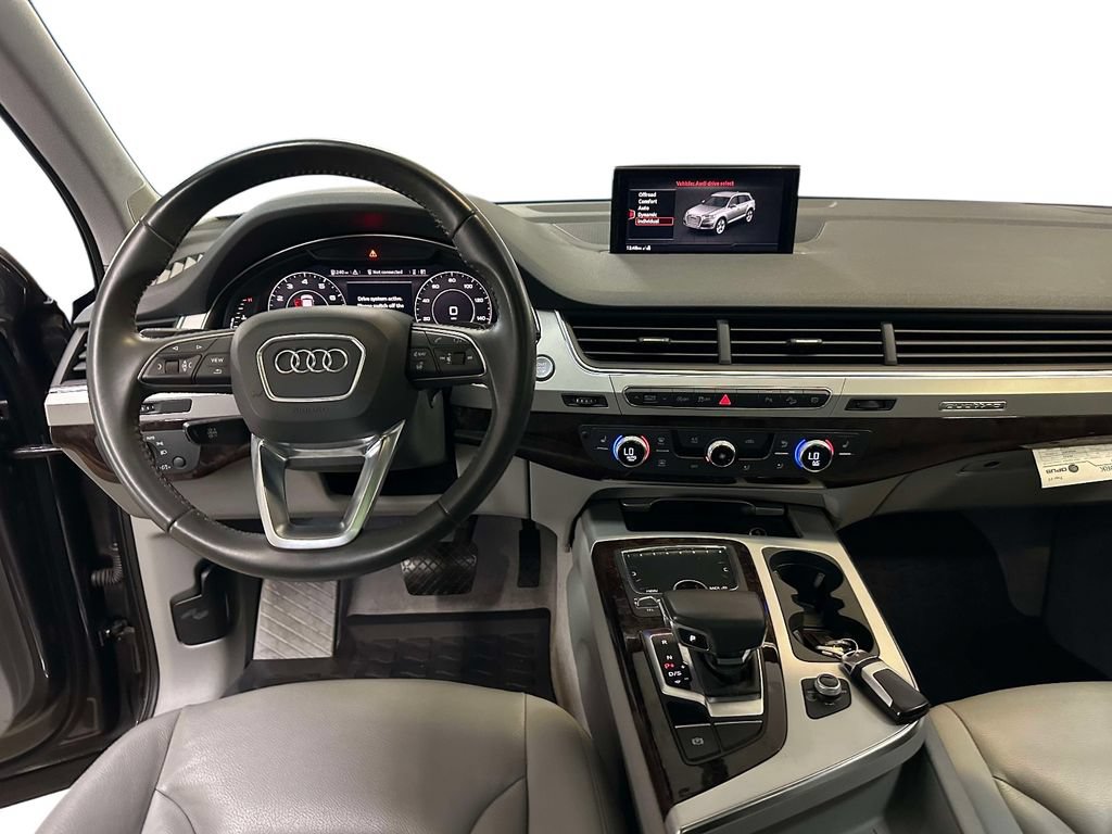 Used 2019 Audi Q7 2.0T Premium Plus w/ Premium Plus Package AWD/4WD image 18
