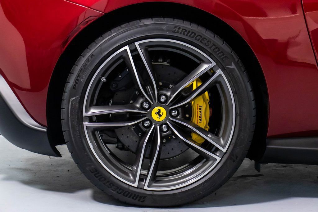 Certified 2025 Ferrari Roma Spider image 61