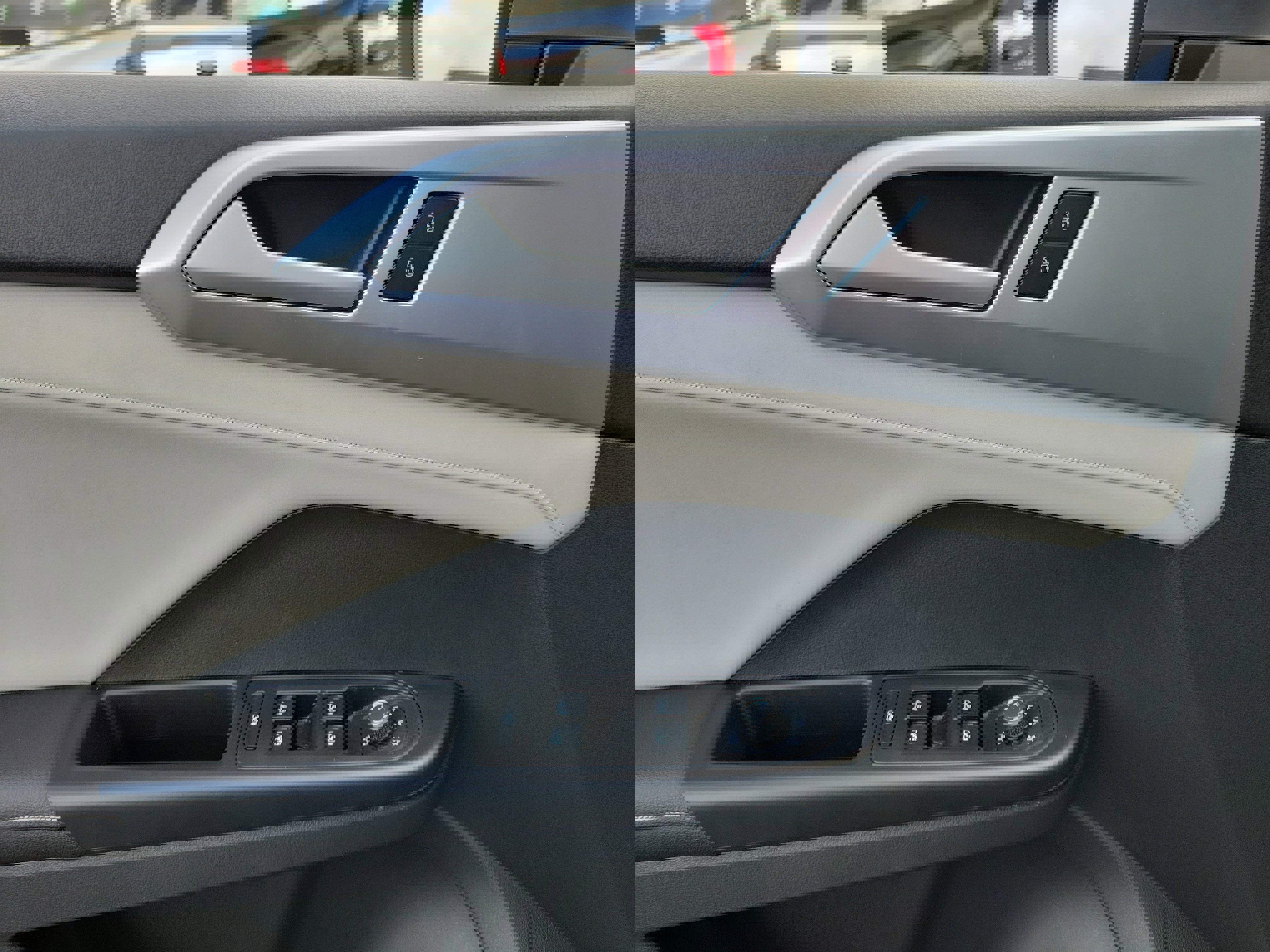 Used 2025 Volkswagen Taos SE image 17