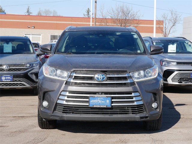 Used 2018 Toyota Highlander Limited Platinum image 2