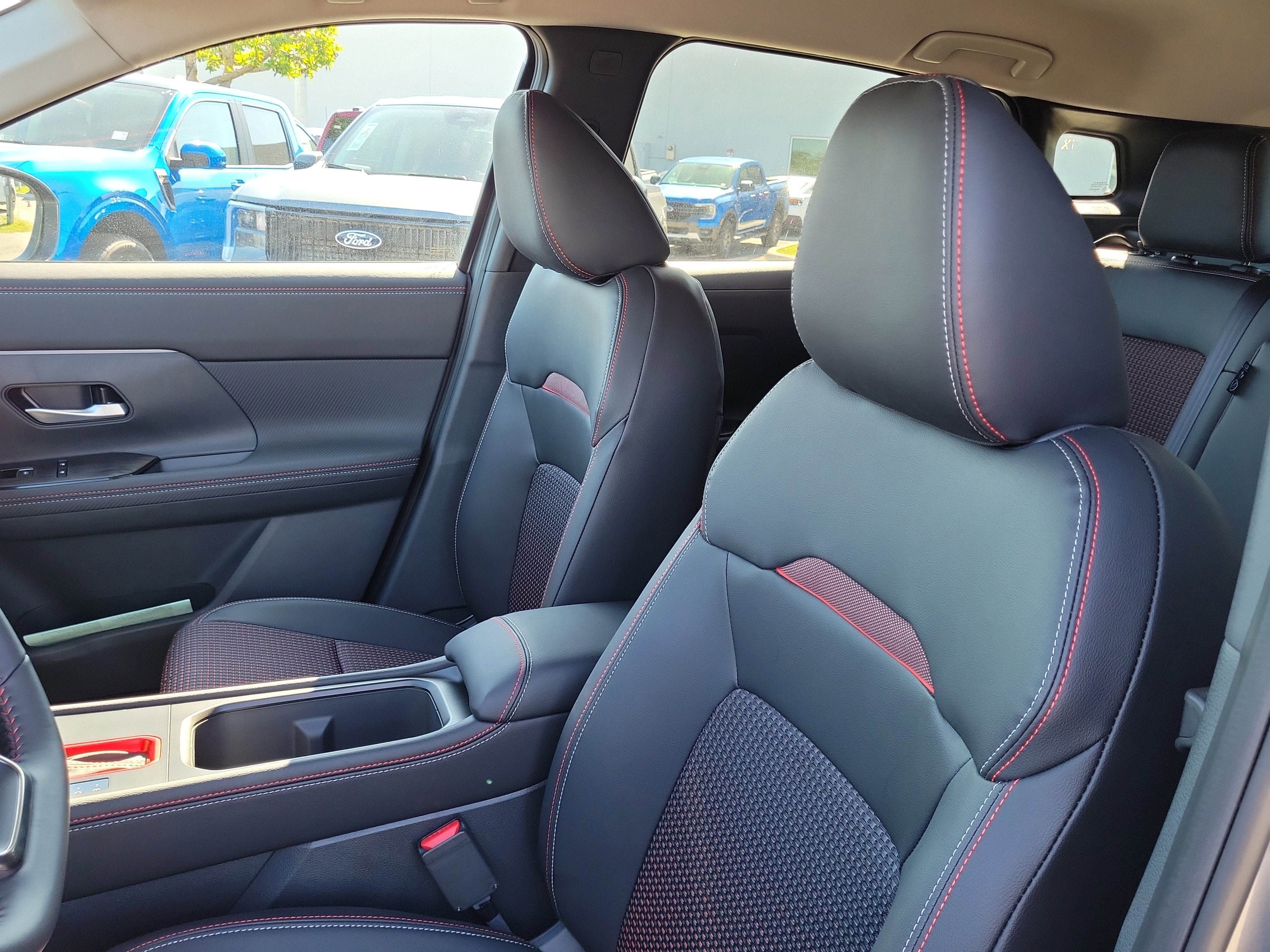 New 2026 Nissan Kicks SR image 11