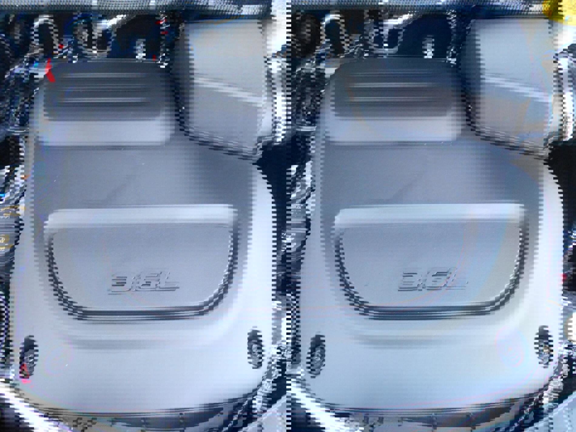 New 2026 Chrysler Pacifica Select image 5