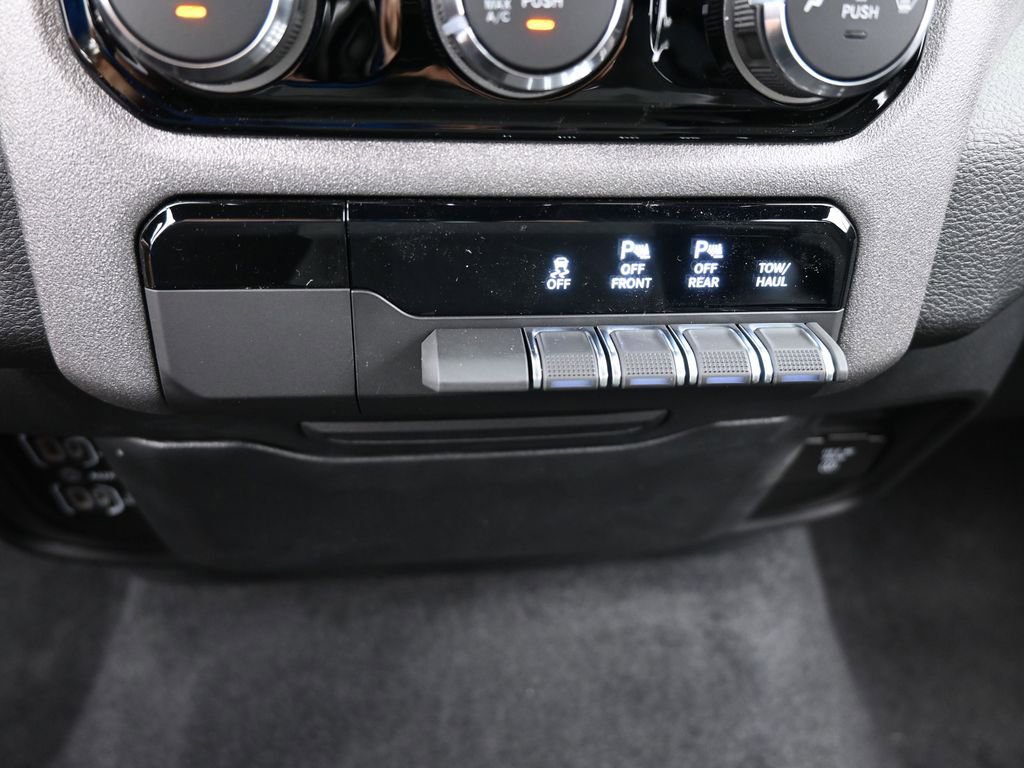 New 2026 RAM 1500 Classic Warlock image 20