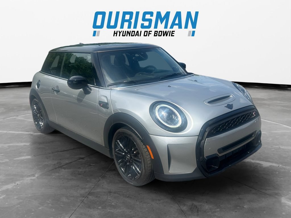 Used 2024 MINI Cooper S w/ Signature Upholstery Package FWD image 1