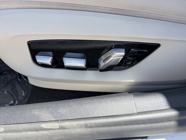Used 2021 BMW 540i w/ Executive Package RWD image 21