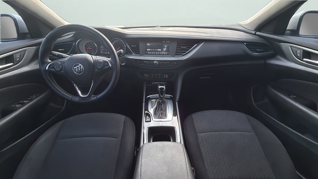 Used 2018 Buick Regal Preferred image 15