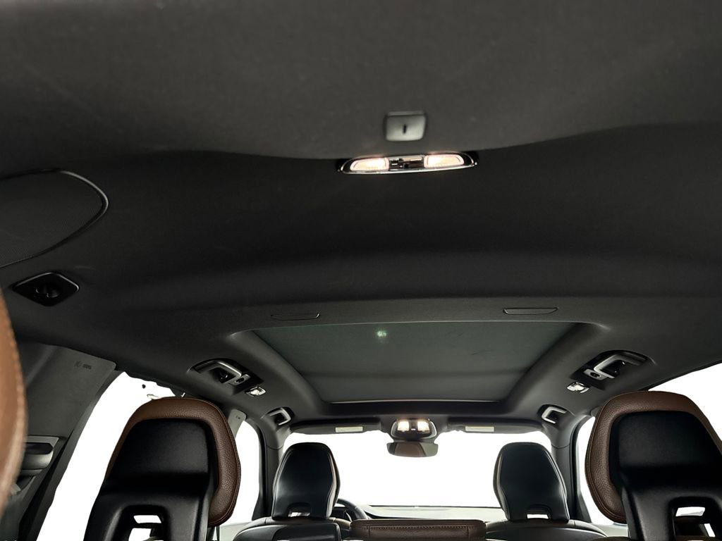 Used 2023 Volvo XC90 B6 Plus image 76