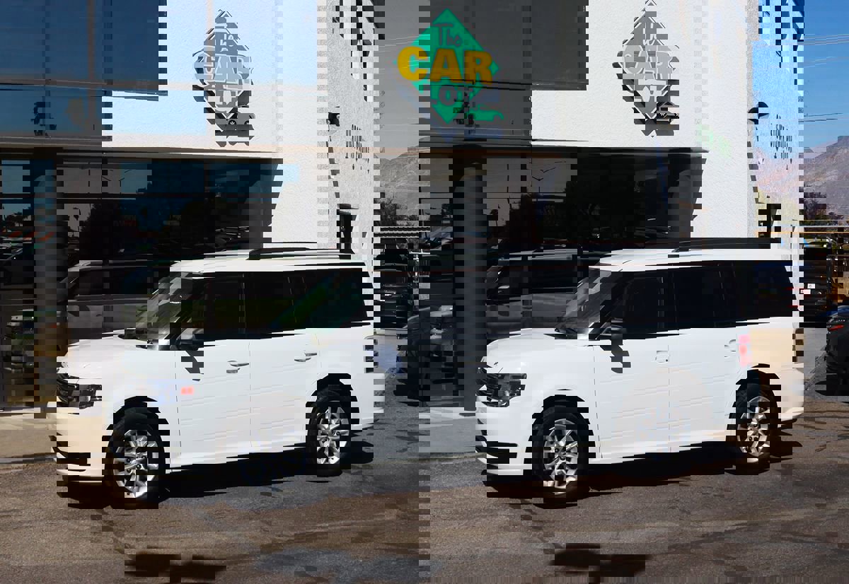 Used 2019 Ford Flex SE image 7