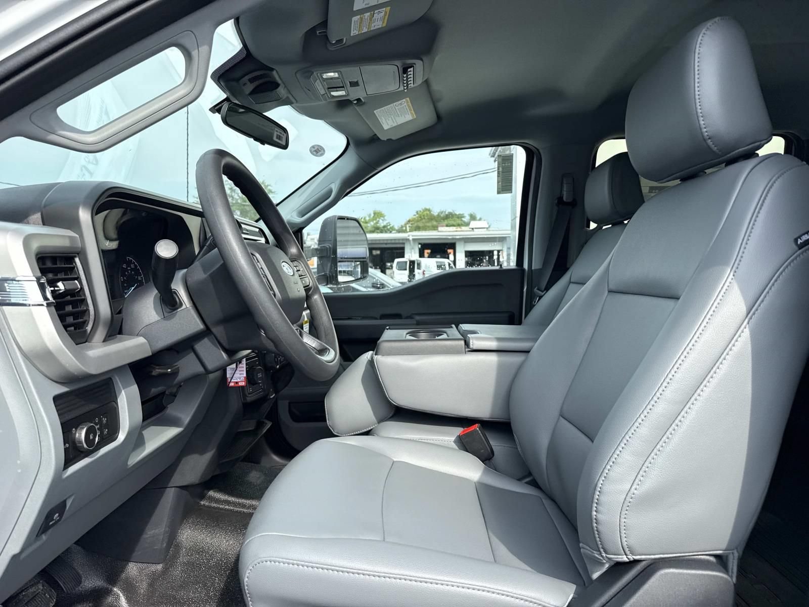 New 2026 Ford F350 XL w/ XL Chrome Package AWD/4WD image 10