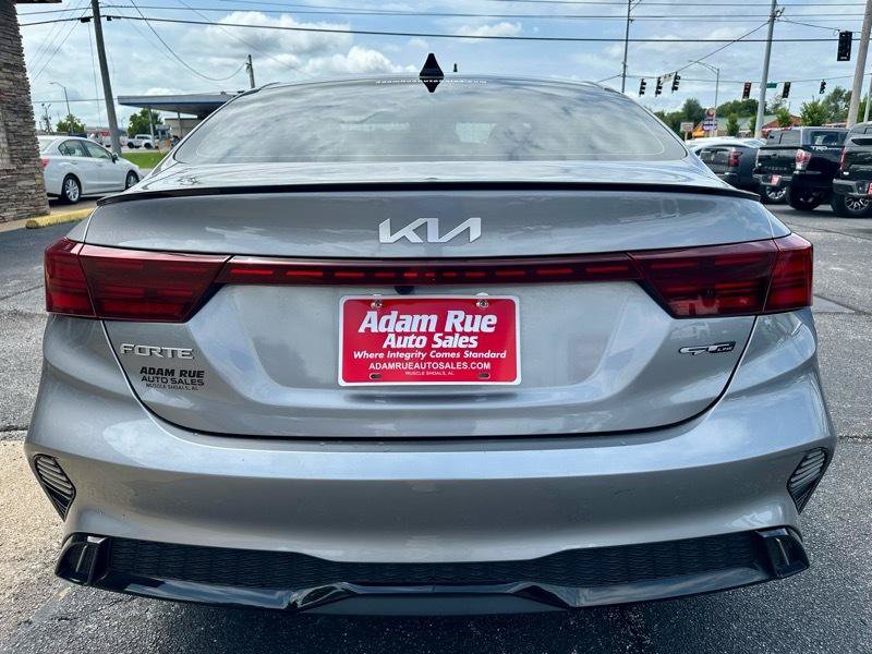 Used 2024 Kia Forte GT-Line w/ GT-Line Premium Package FWD image 6