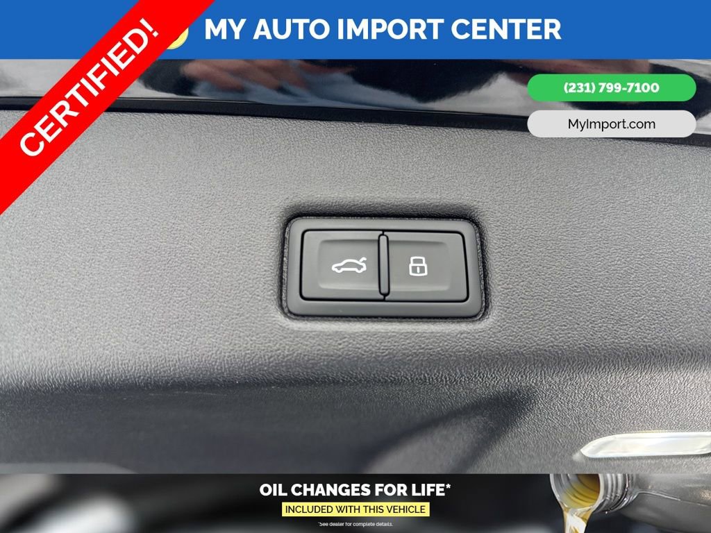 Used 2025 Audi Q5 Premium w/ Convenience Package image 27
