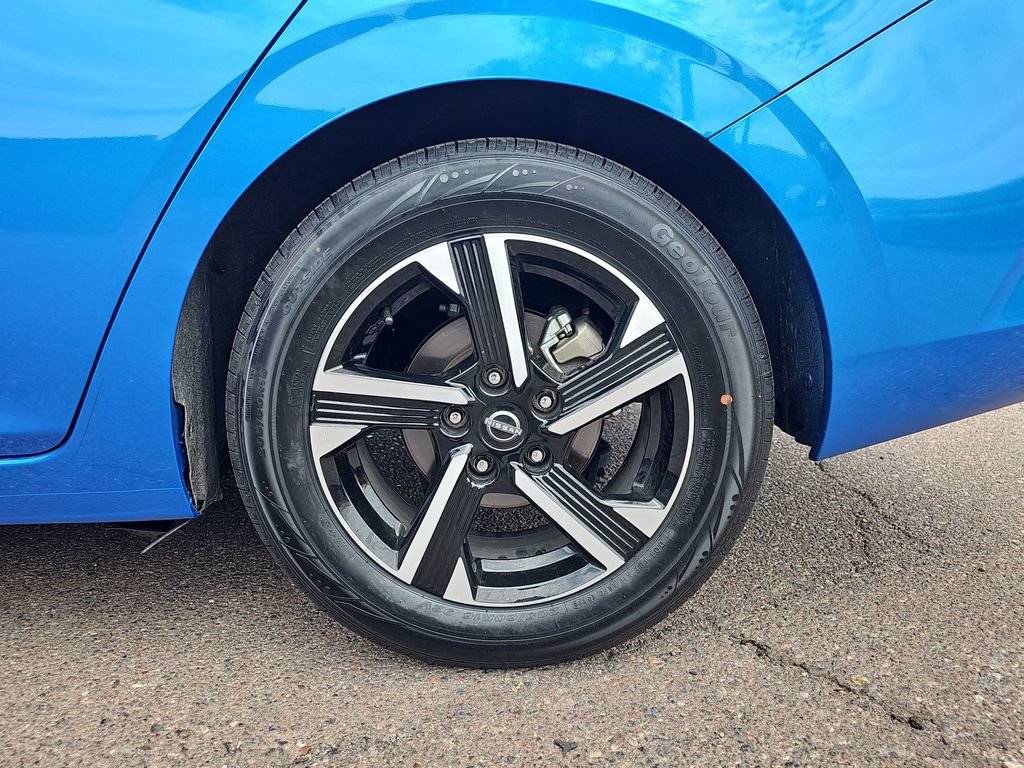 Used 2025 Nissan Sentra SV FWD image 31