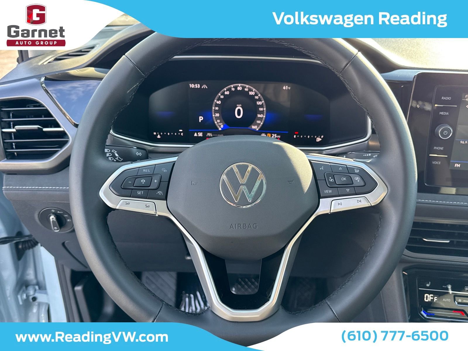 New 2026 Volkswagen Taos SE image 14