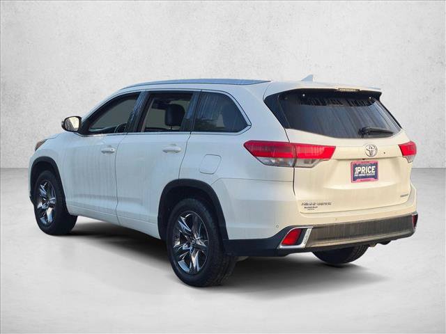 Used 2017 Toyota Highlander Limited Platinum FWD image 7