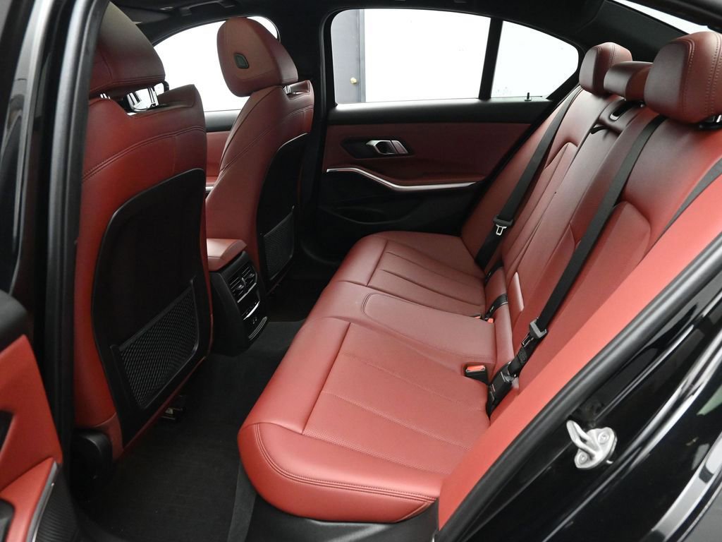 Used 2023 BMW 330i xDrive Sedan w/ M Sport Package image 15