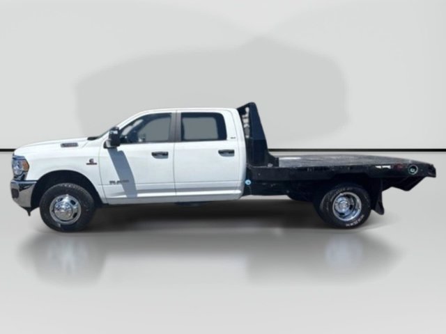 Used 2024 RAM 3500 SLT w/ Quick Order Package 2YG SLT AWD/4WD image 2