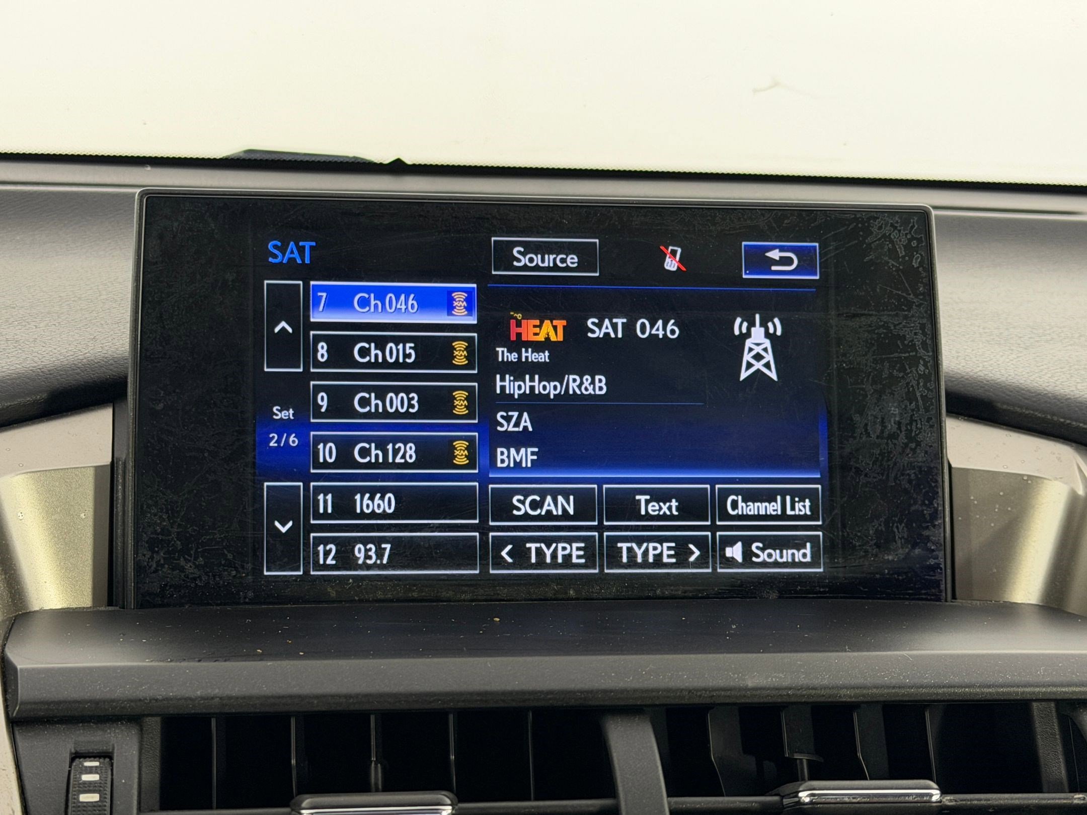 Used 2015 Lexus NX 200t FWD w/ Premium Package image 25