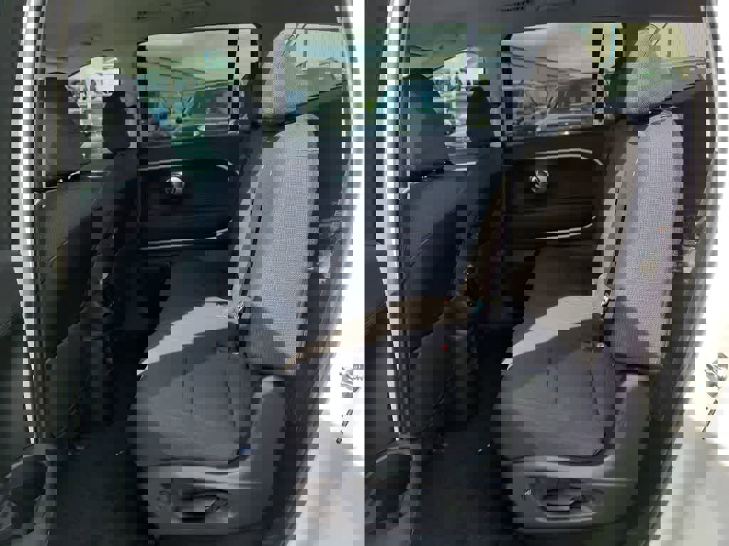 New 2026 Hyundai Ioniq 9 SE image 10