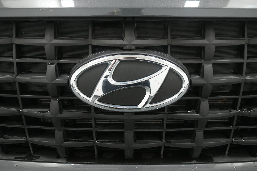 Used 2026 Hyundai Venue SE FWD image 11
