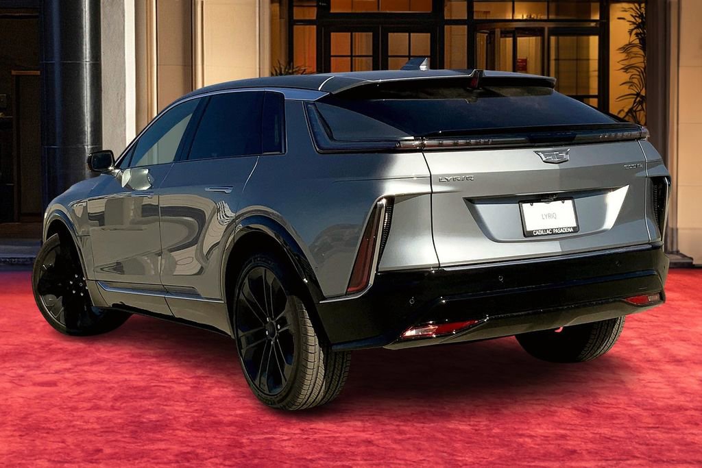New 2025 Cadillac Lyriq Luxury image 4
