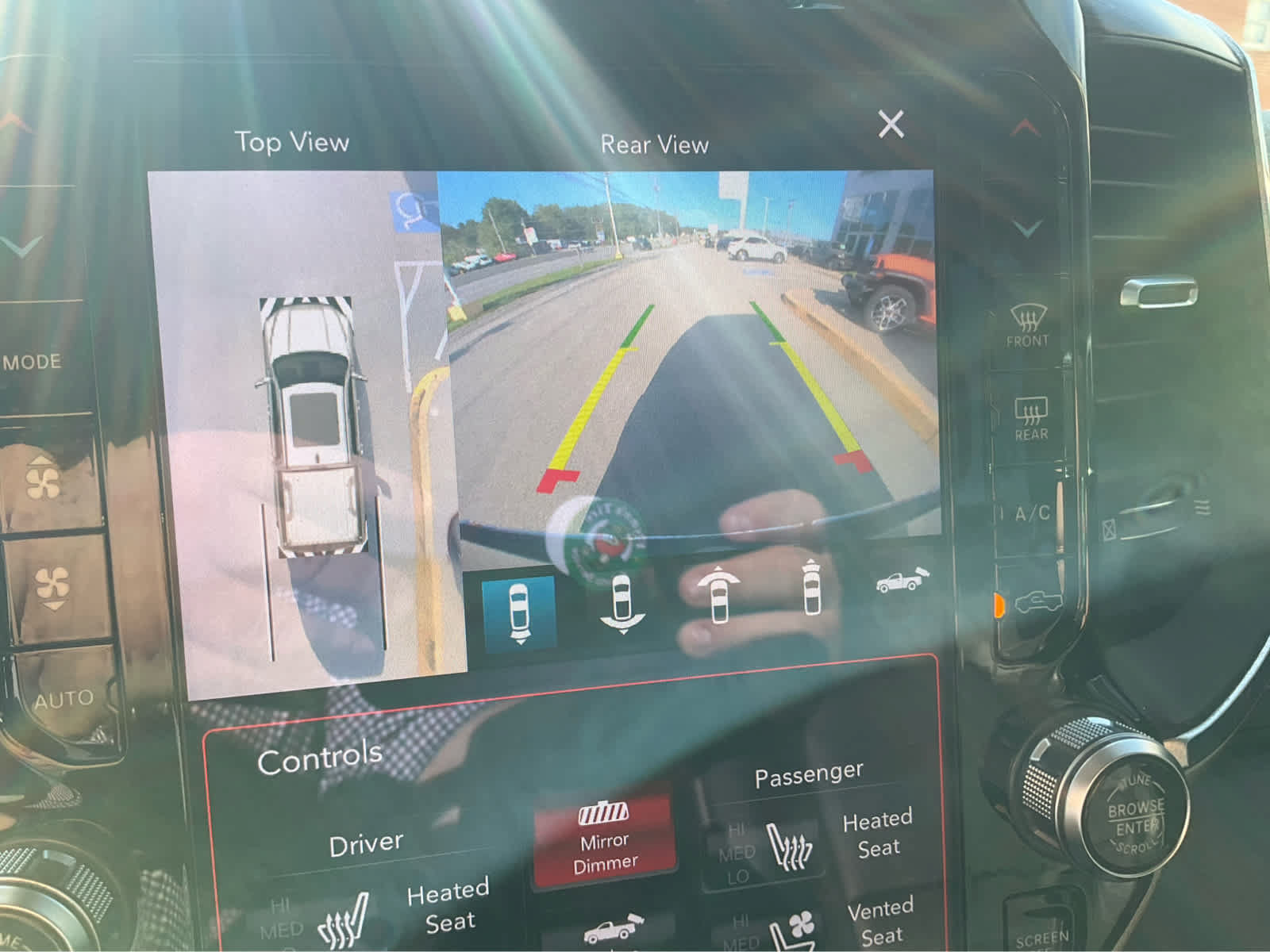 Used 2019 RAM 1500 Laramie AWD/4WD image 8