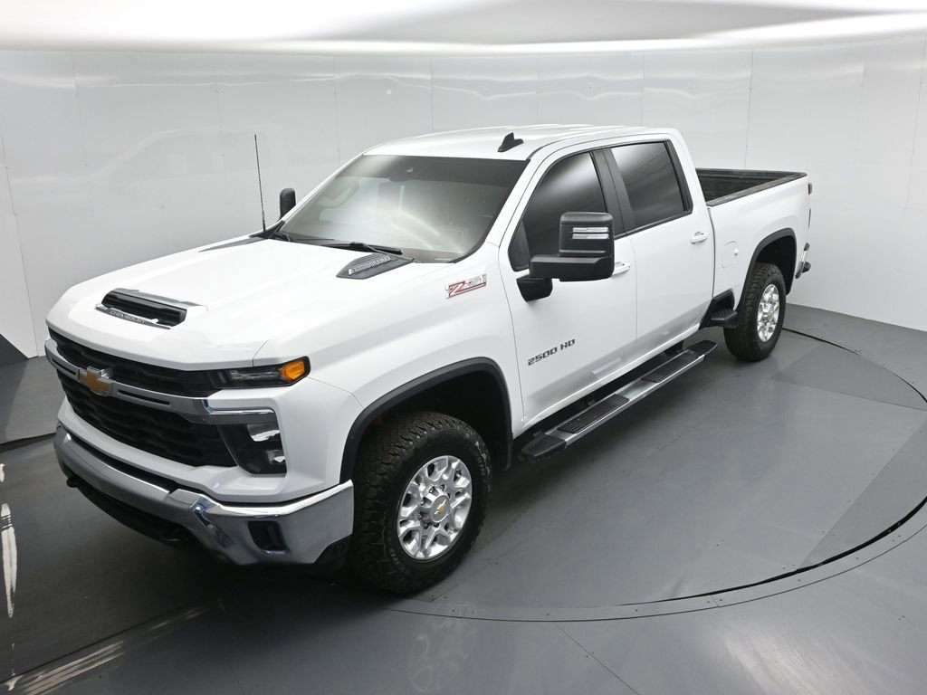 Used 2024 Chevrolet Silverado 2500 LT image 31
