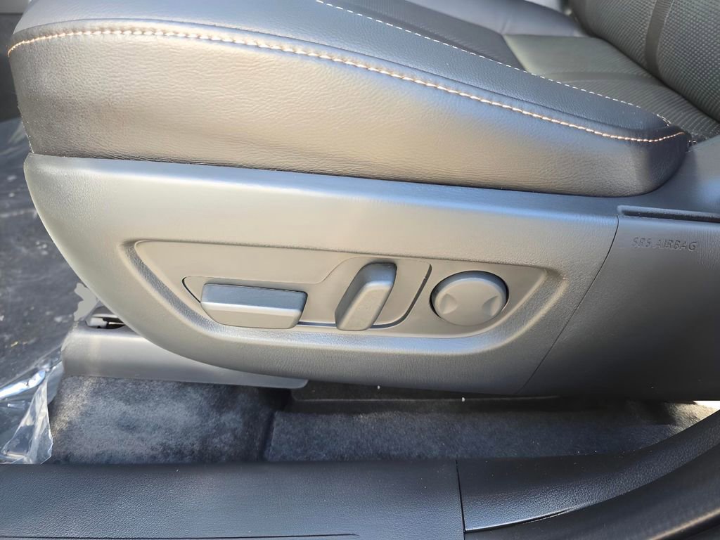 New 2025 MAZDA CX-90 Plug-In Hybrid w/Premium Sport image 16