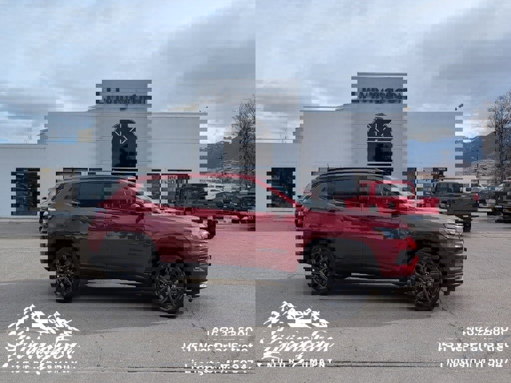 New 2026 Jeep Compass Latitude image 1