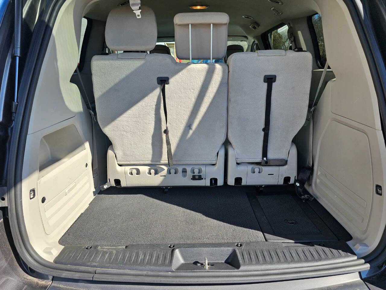 Used 2016 Dodge Grand Caravan SE w/ Quick Order Package 29E SE image 12