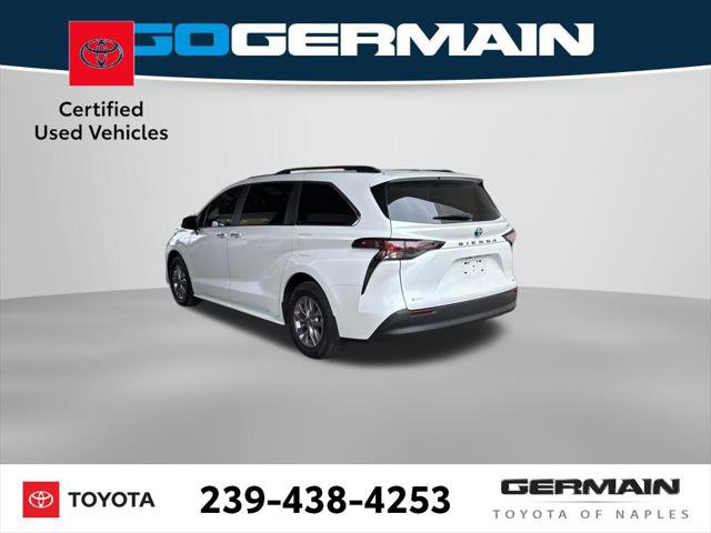 Certified 2025 Toyota Sienna XLE image 4