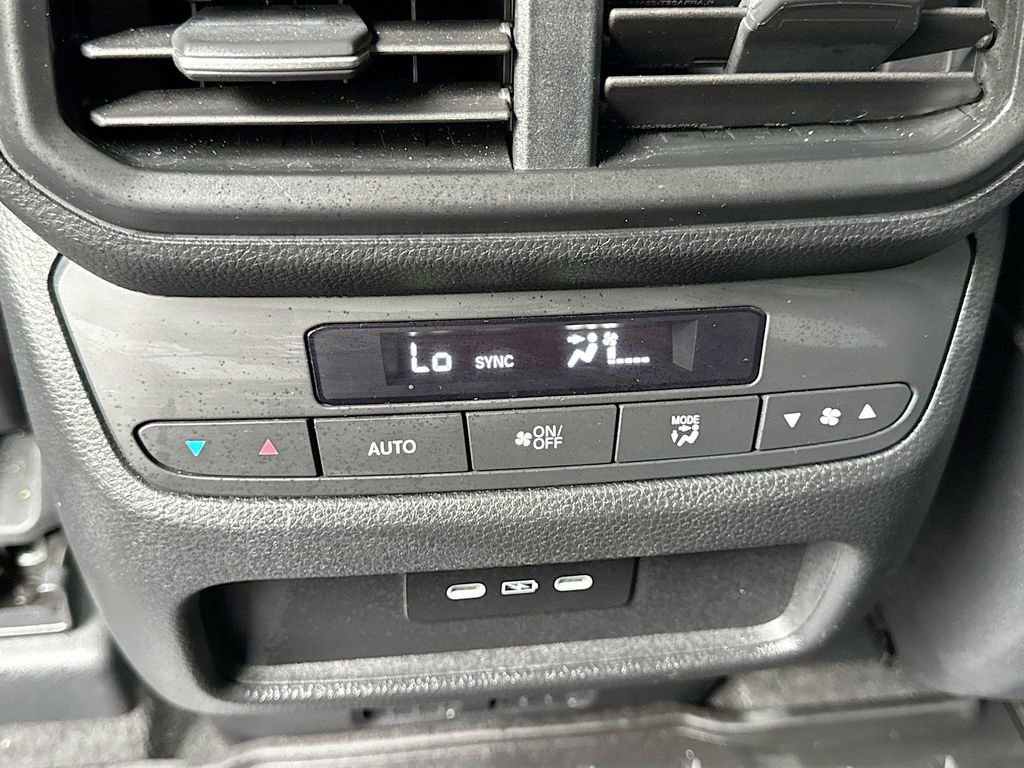 Used 2024 Honda Pilot EX-L image 24