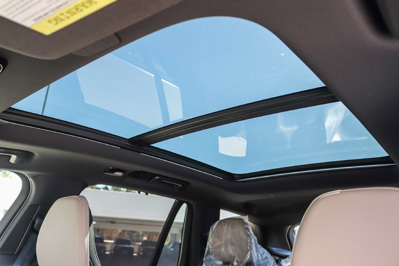 New 2027 Volvo XC90 B6 Plus AWD/4WD image 18