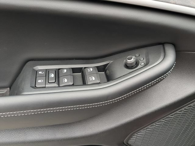 New 2026 Jeep Grand Cherokee Altitude AWD/4WD image 18