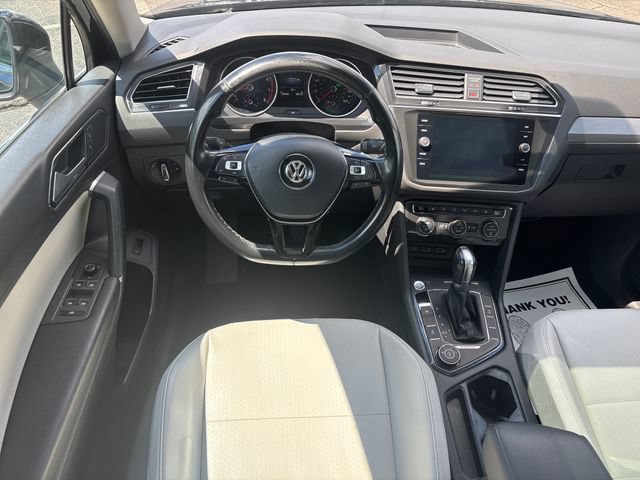 Used 2018 Volkswagen Tiguan SEL AWD/4WD image 13