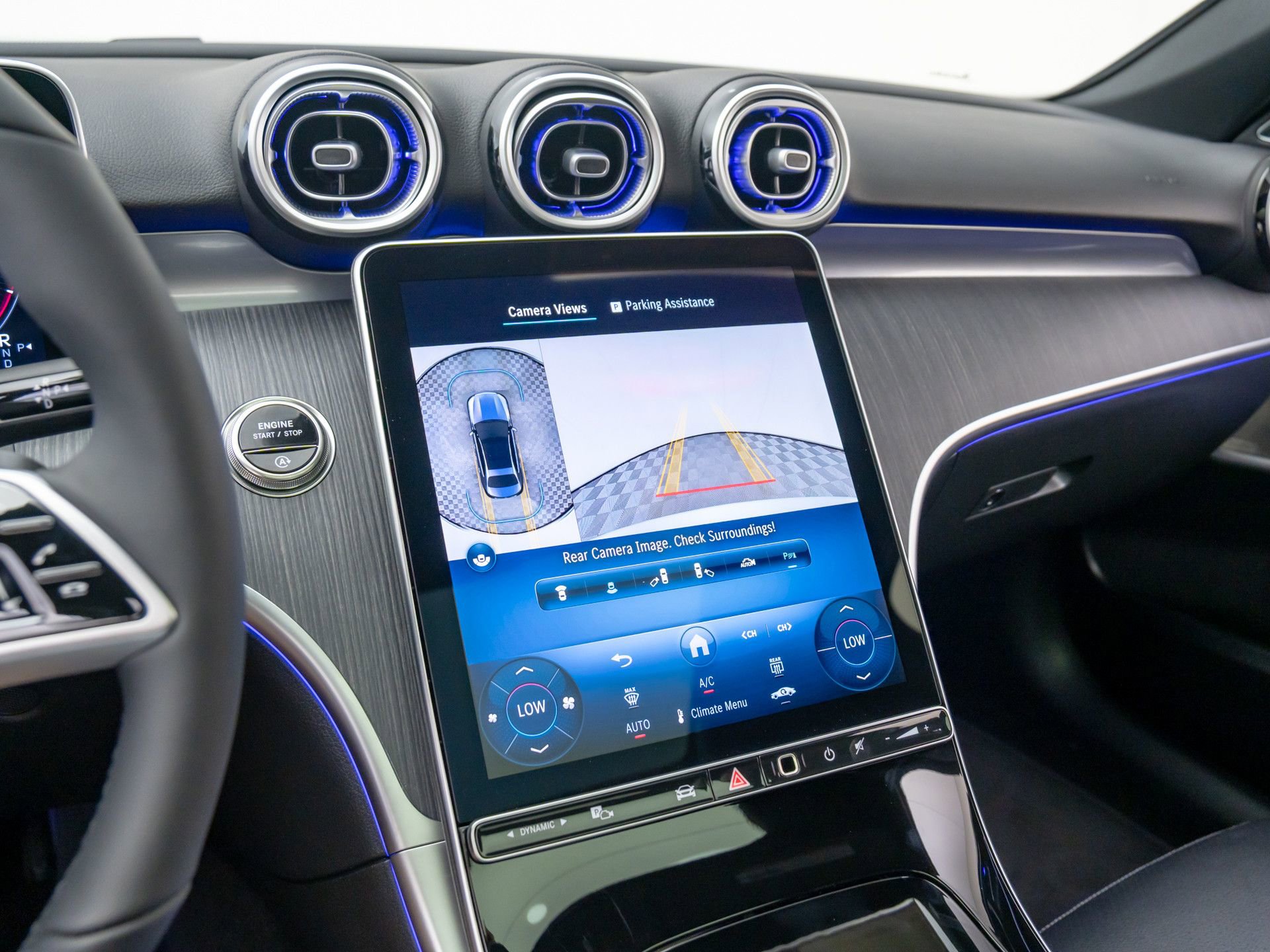 New 2025 Mercedes-Benz C 300 4MATIC Sedan image 24