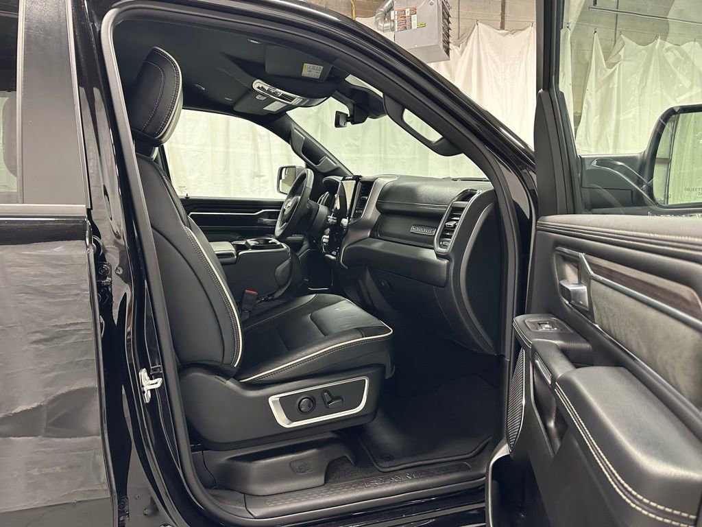 Used 2025 RAM 1500 Laramie image 54