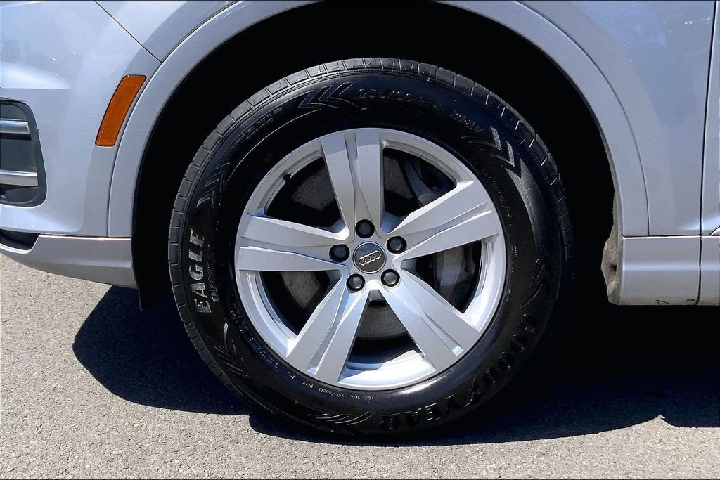 Used 2019 Audi Q7 2.0T Premium w/ Convenience Package image 9