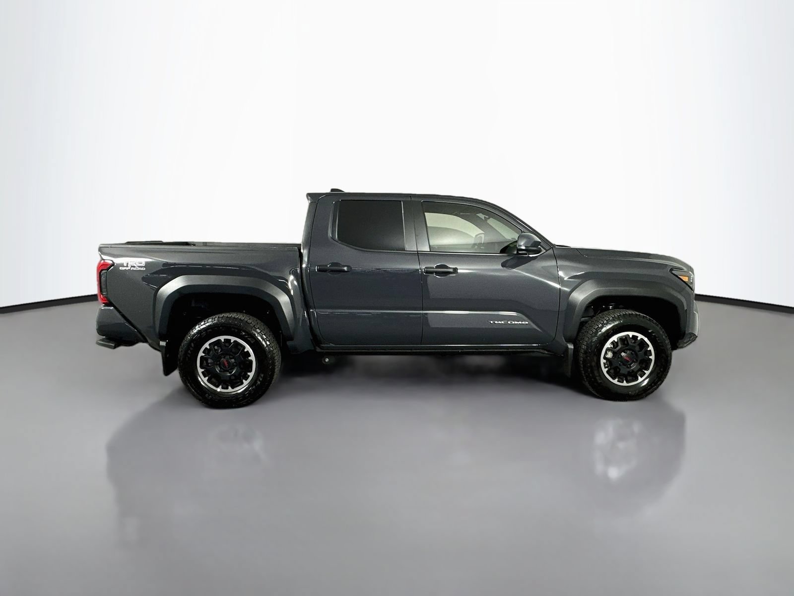 Used 2026 Toyota Tacoma TRD Off-Road AWD/4WD image 8