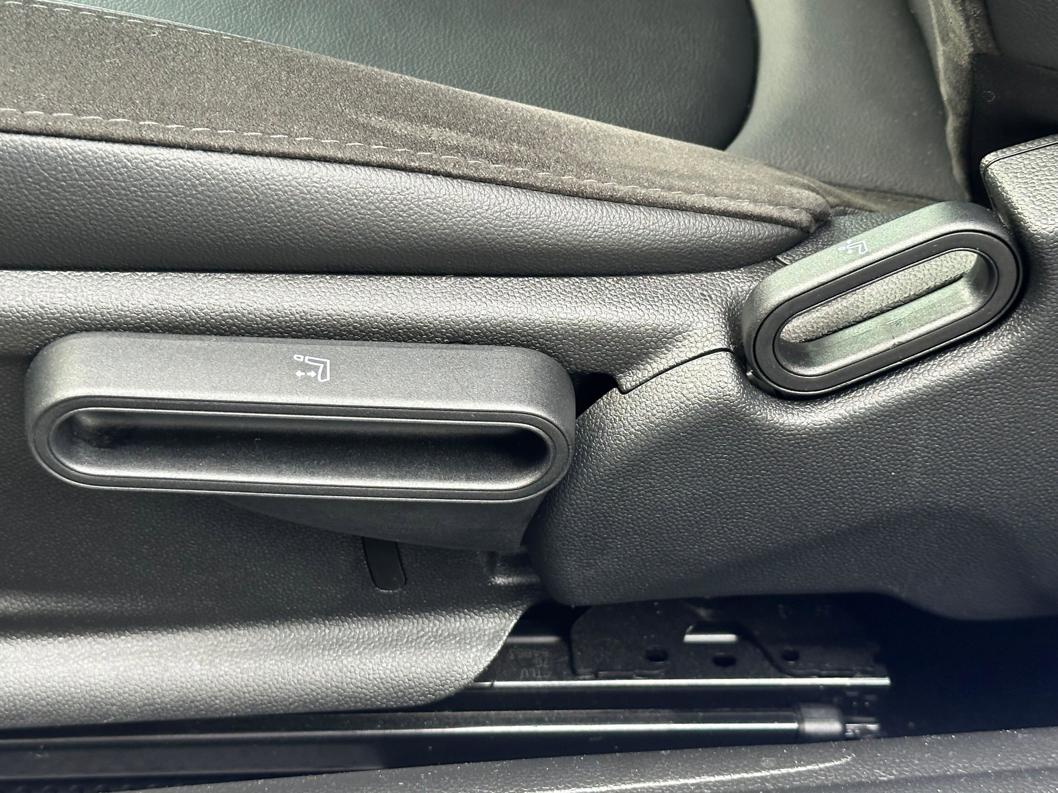 Used 2019 MINI Cooper John Cooper Works w/ Driver Assistance Package image 21