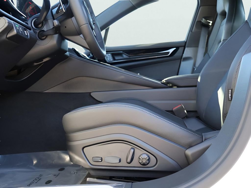 New 2026 Porsche Panamera 4 image 37