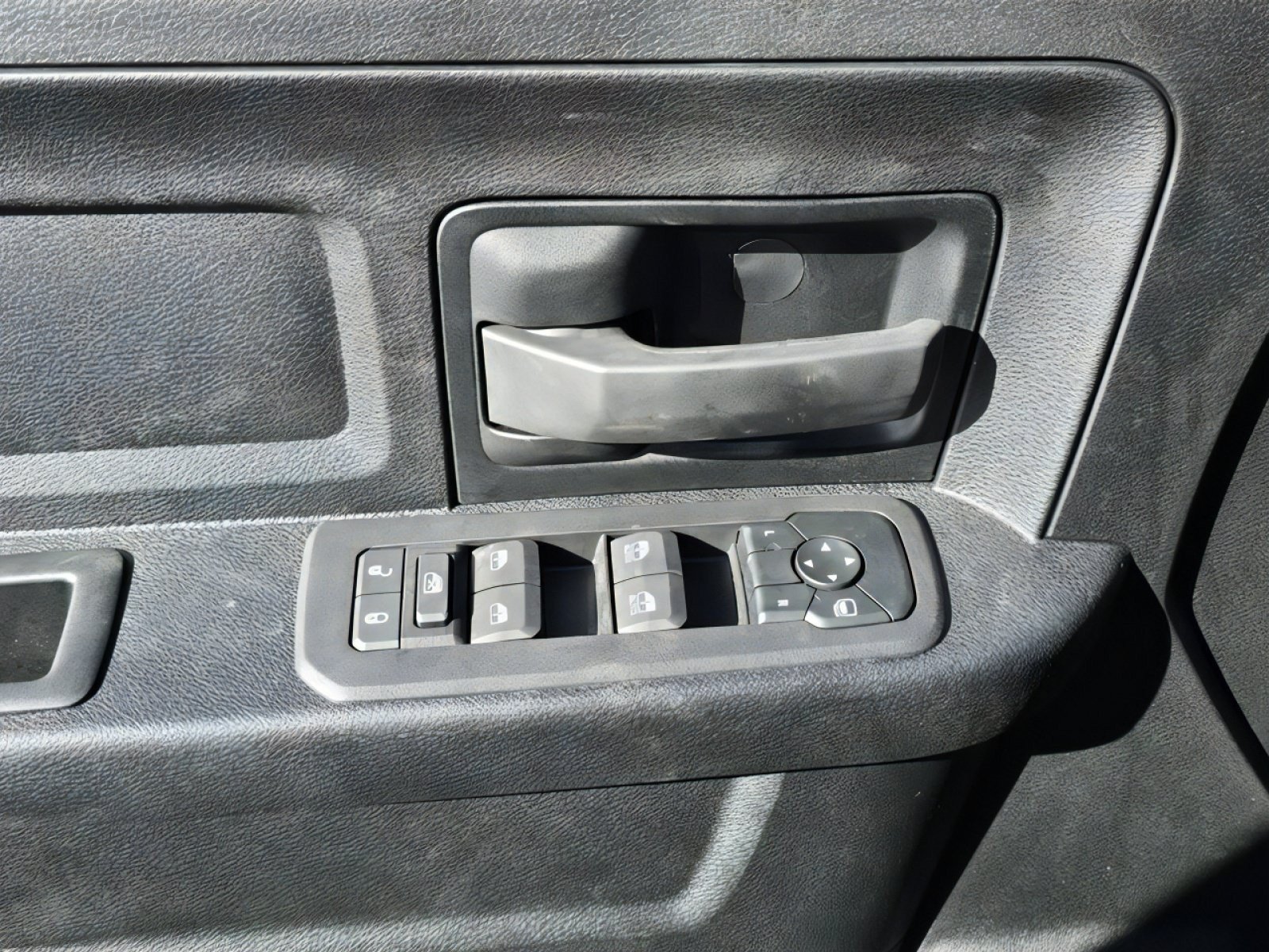 New 2026 RAM 2500 Tradesman AWD/4WD image 13