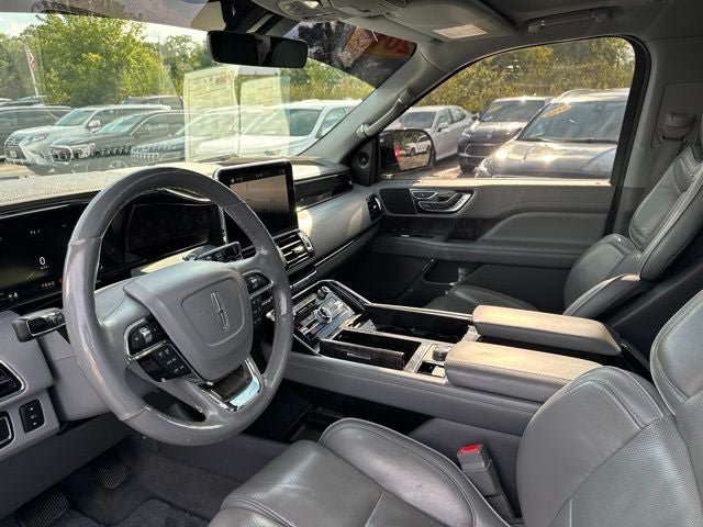 Used 2018 Lincoln Navigator L Reserve w/ Cargo Package AWD/4WD image 10