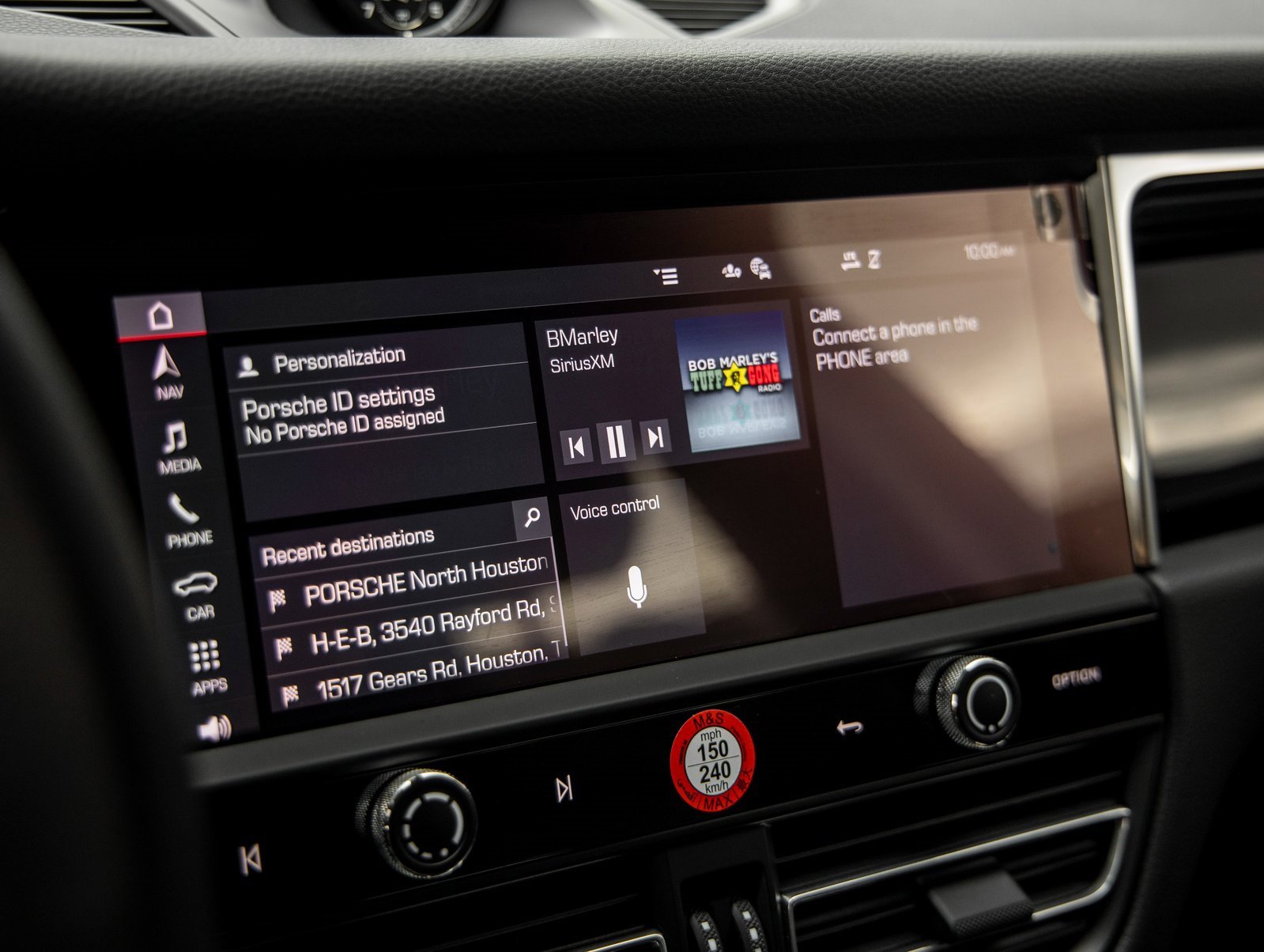 Used 2025 Porsche Macan image 30