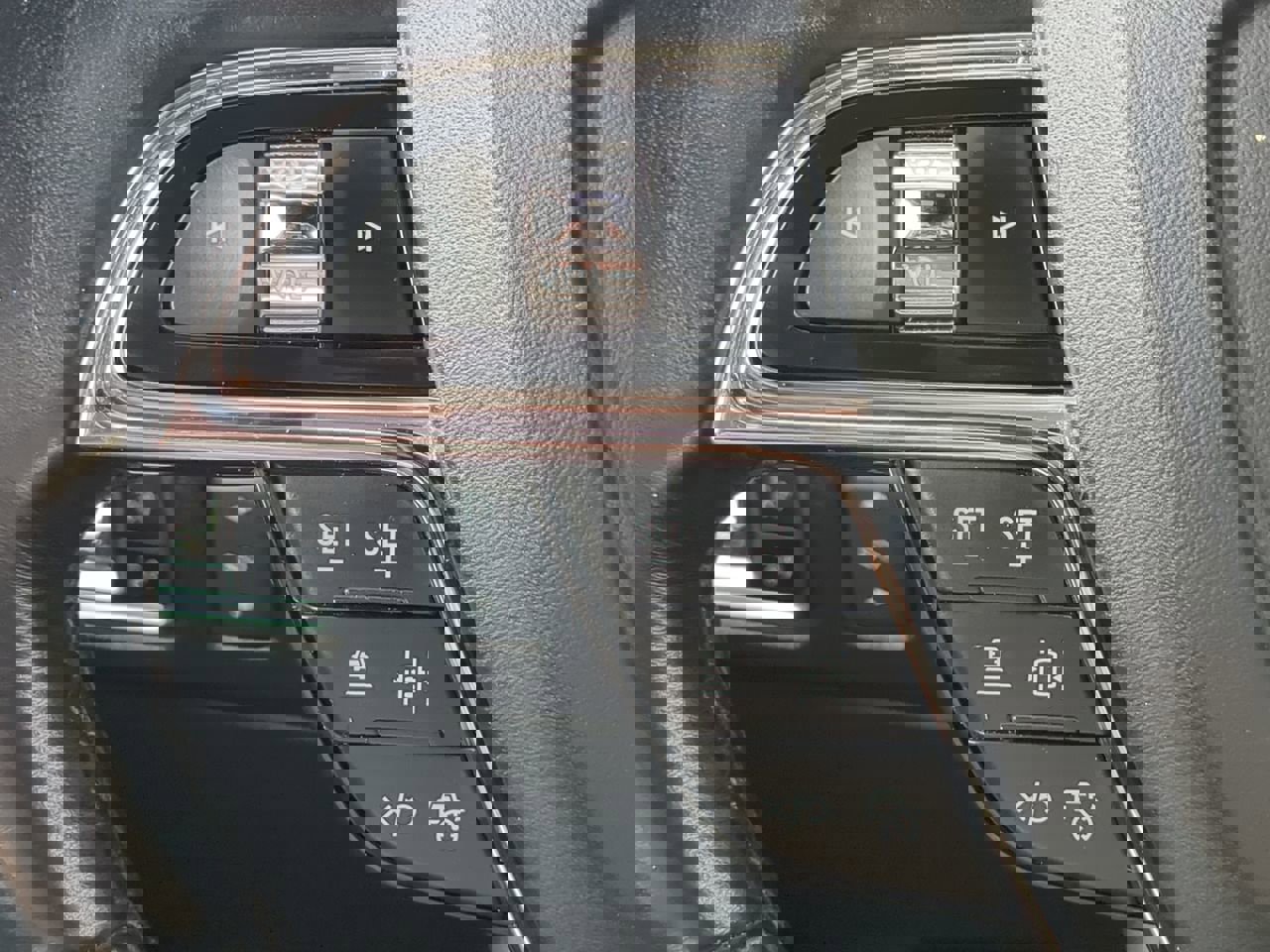 Used 2024 Lincoln Navigator Reserve image 27