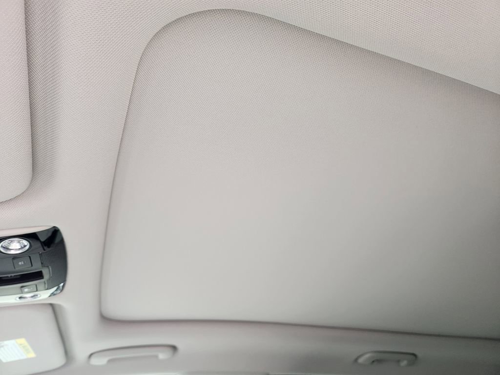 New 2026 Kia Sorento S w/ S Panoramic Sunroof Package image 18